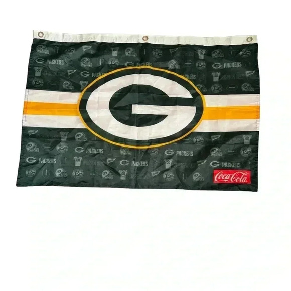 Green Bay Packers 2019 Lambeau Field 30x20 Flag SGA Coca Cola Sponsor - Picture 1 of 4